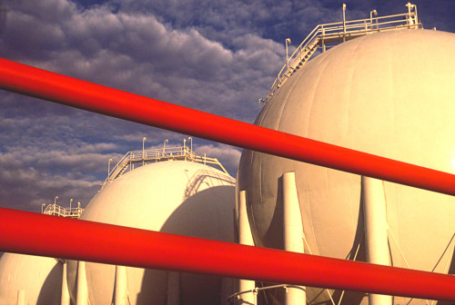 red-pipes-with-round-tanks_DM