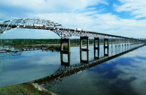 bridge in lake charlesDM