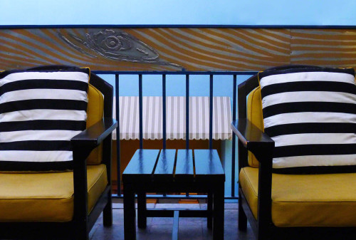  Being aware and having a camera with me.