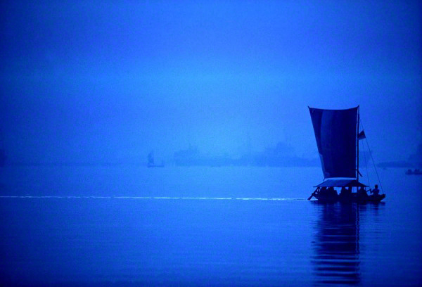 boatinblue0049-600x408_DM